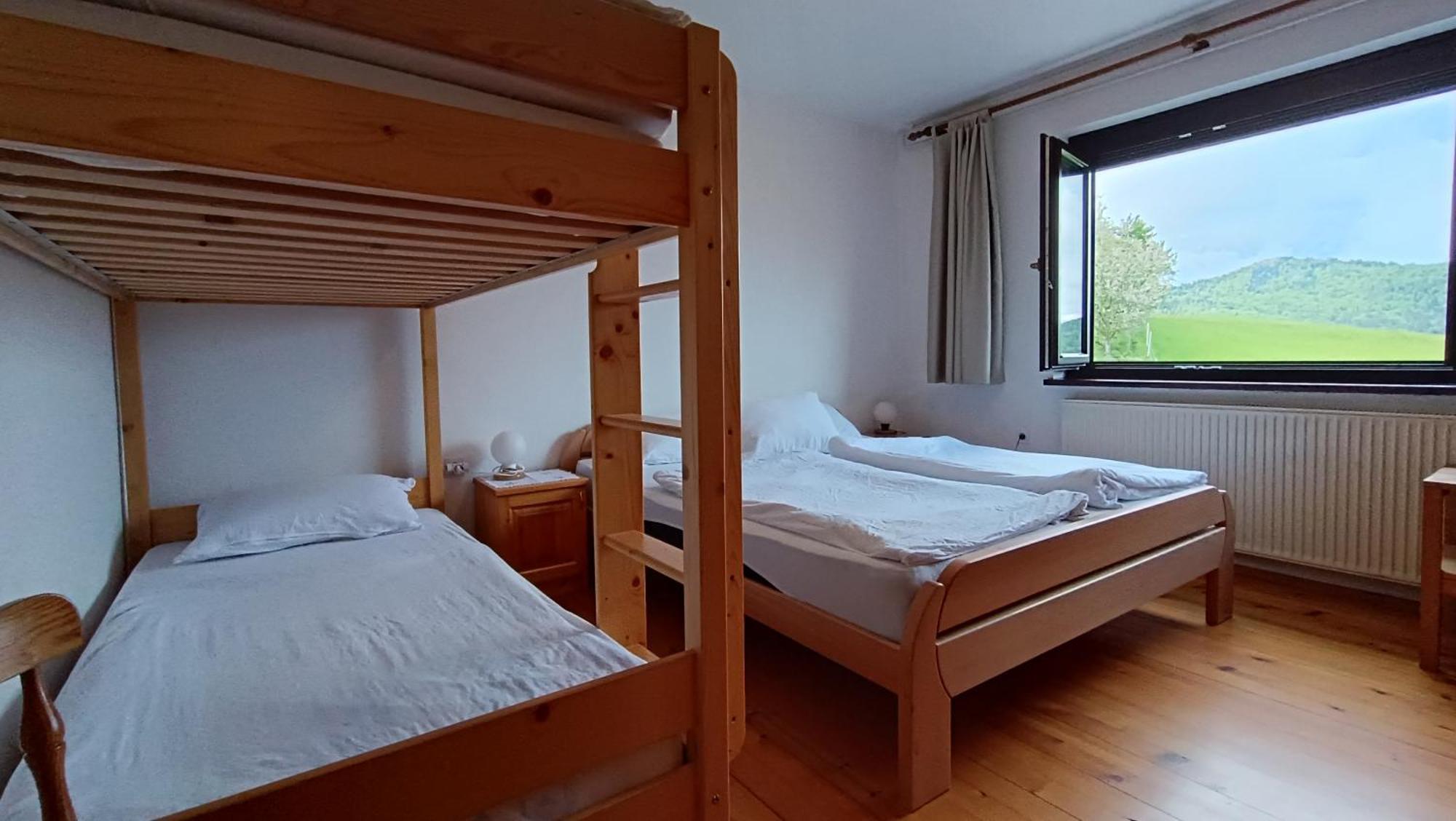 Villa Tourist Farm Strle Cerknica Exterior foto